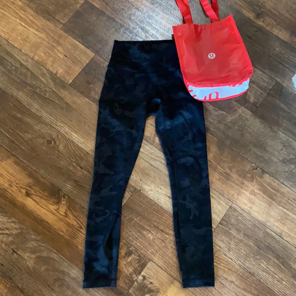 Lululemon Wunder Train camo leggings